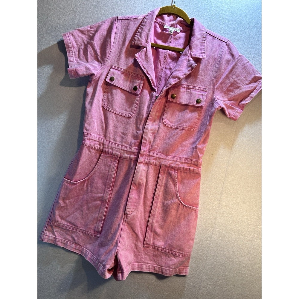 &merci‎ Pink Denim Romper M Short Sleeve Zip Front Collared Pockets
